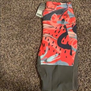 Nikki b pineapple leggings